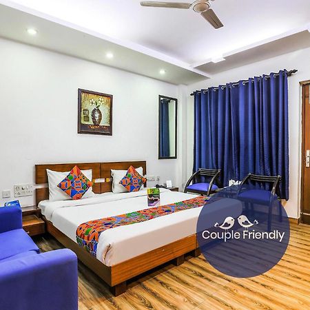 Fabhotel The Residency Dlf Galleria Gurgaon Exteriör bild
